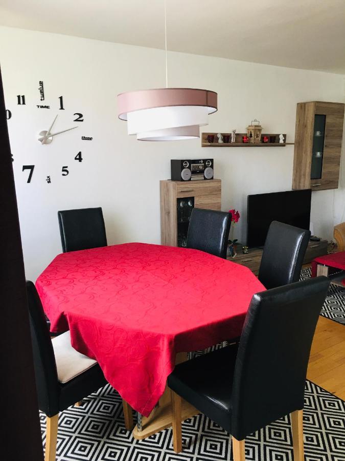 Apartman Monya Turčianske Teplice エクステリア 写真